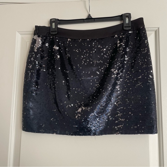 Trina Turk Black Silver Dark Navy Sequin‎ Mini Skirt - Picture 2 of 5